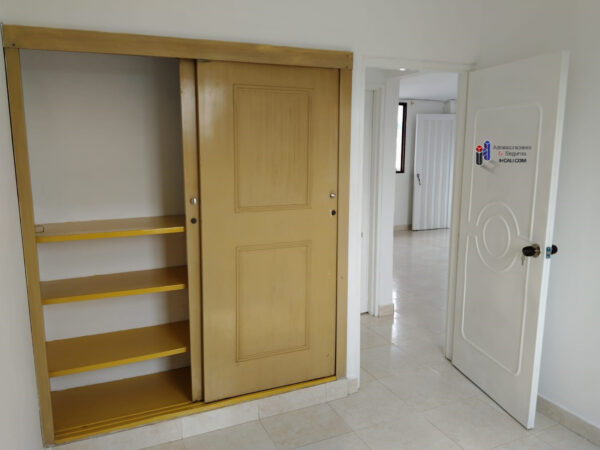 Apartamento Quinto Piso en Los Alcazares - Imagen 7