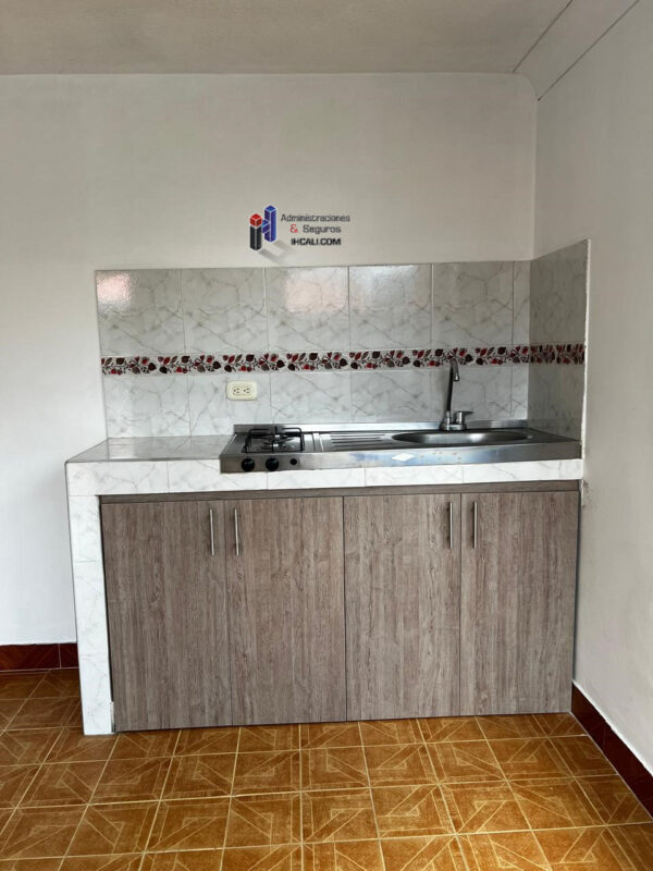 Barrio Capri Apartaestudio Primer Piso - Imagen 3