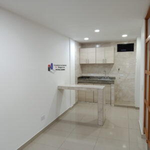 Apartaestudio Segundo Piso Barrio La Flora