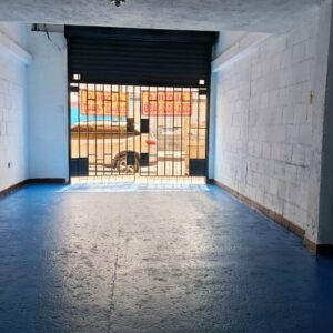 Local Comercial Barrio Obrero Con Trifasica